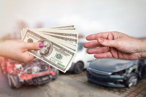 Компенсація за моральні збитки після ДТП у Європі